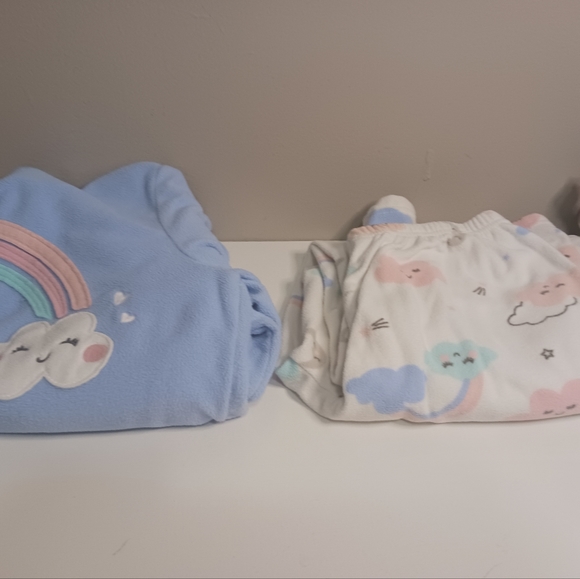 Carter's Other - Carter's pajama set top and bottom size 10, color blue and white